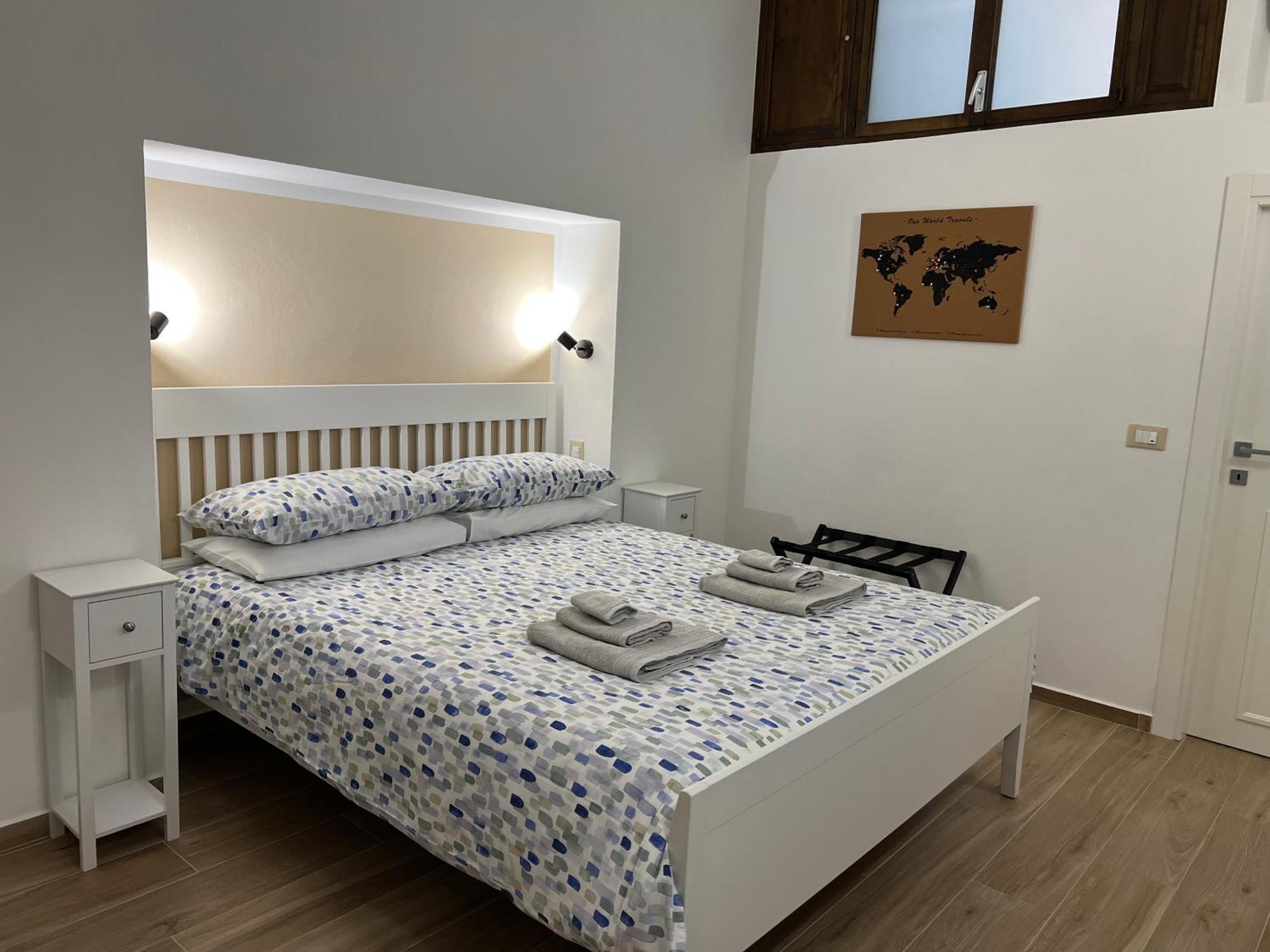 Al 106 Apartment Free Wi-Fi 5 Min Dalla Stazione براتو المظهر الخارجي الصورة