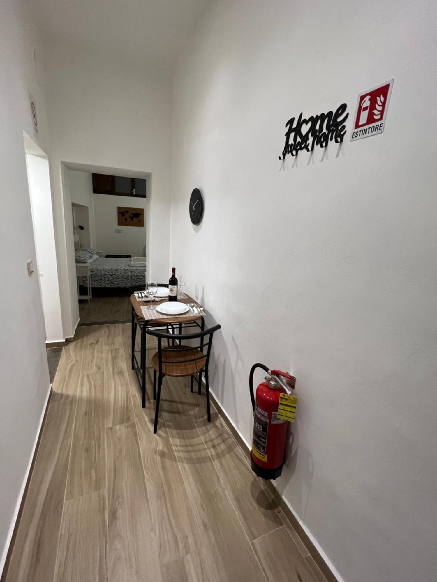 Al 106 Apartment Free Wi-Fi 5 Min Dalla Stazione براتو المظهر الخارجي الصورة